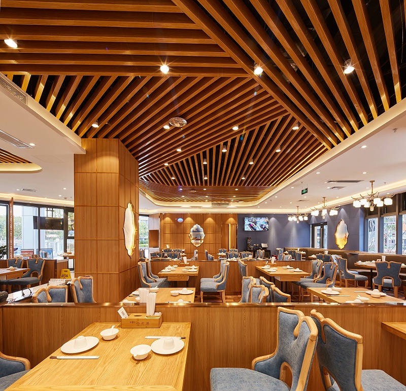 如何設(shè)計出吸引人的餐廳裝修