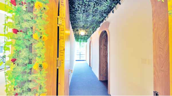 深圳裝修公司之辦公室裝修現(xiàn)場(chǎng)應(yīng)該注意什么?